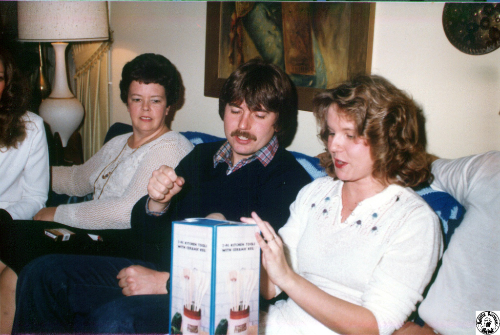 1982 03 06 28 Steve & Heidi wedding.jpg